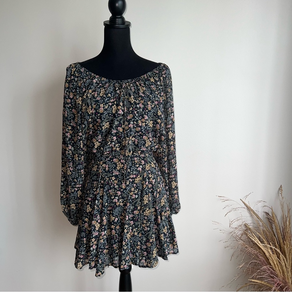 Floral mini dress Size S